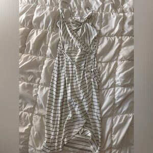 Market & Spruce Black and White Striped Garment